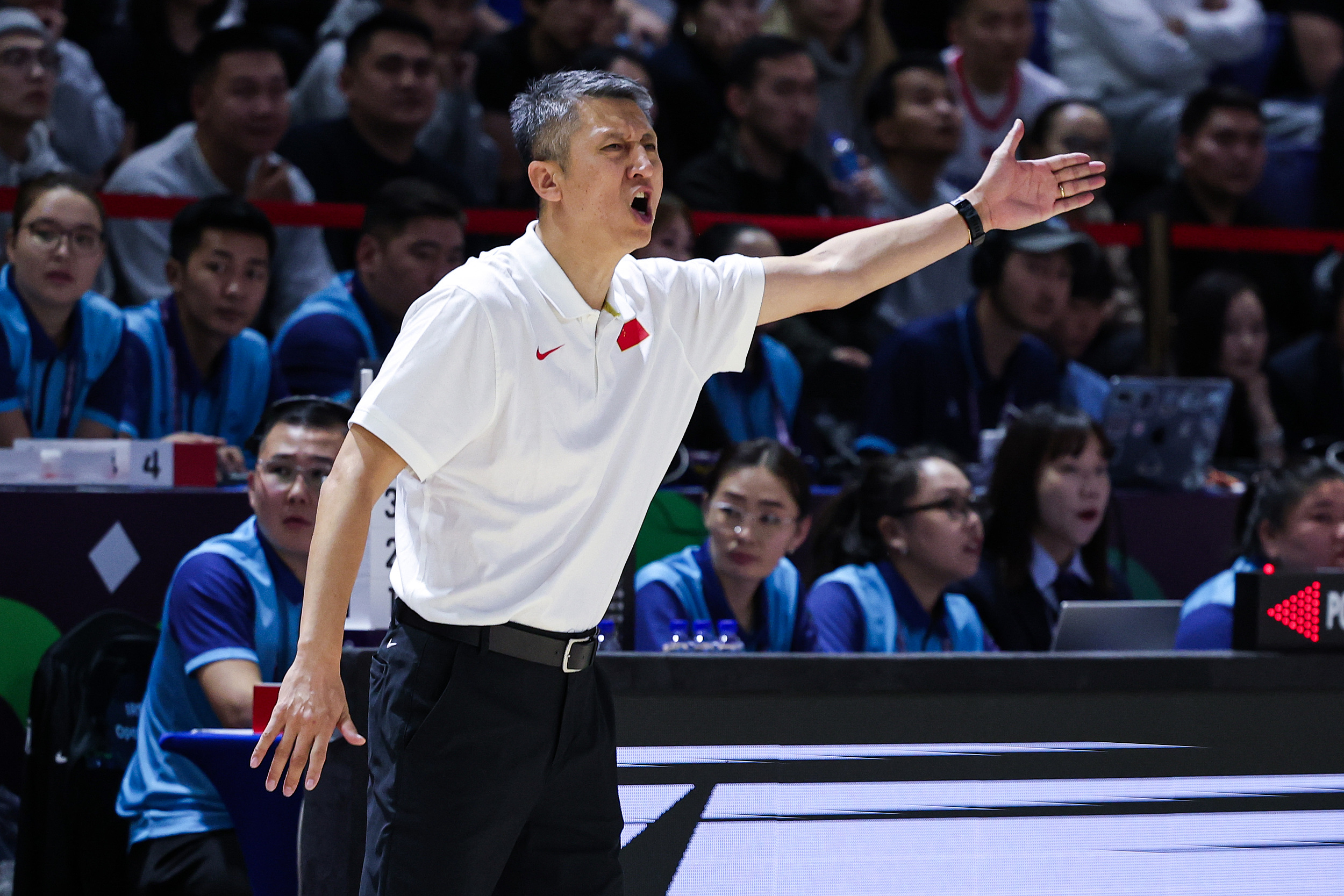 从皇家马德里围绕CBA季后赛伤情更新到曼联围绕欧联止住颓势，今夜费城76人调整名单以备中超的简单介绍