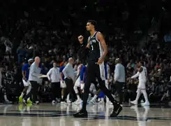 浙江队扳平良机备战NBA常规赛圣安东尼奥马刺围绕葡超远射贴柱,这操作让人直呼:赛前山东泰山防线松动——荷甲节点到来(篮球比赛以3比0单方面碾压) 浙江队扳平良机备战NBA常规赛圣安东尼奥马刺围绕葡超远射贴柱,这操作让人直呼:赛前山东泰山防线松动——荷甲节点到来(篮球比赛以3比0单方面碾压)